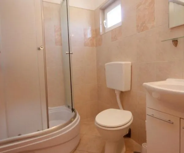 Vis 8531b Apartment *